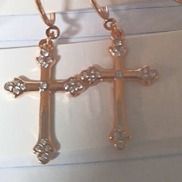 Forever 21 Cross Dangle Crystal Gold Earrings Crucifix Ear Loops NEW NWT - Picture 2 of 4